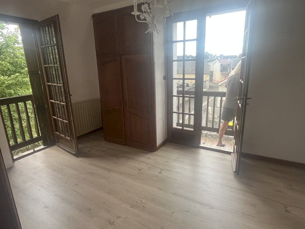 À vendre : Maison de ville / 90 m² - Photo 8 - Pontacq