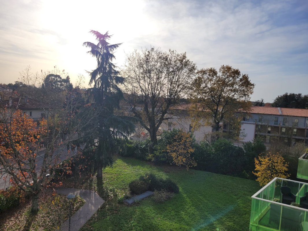 APPARTEMENT T2 - TERRASSE 12 M2 - LE HAILLAN - Photo 8 - Le Haillan