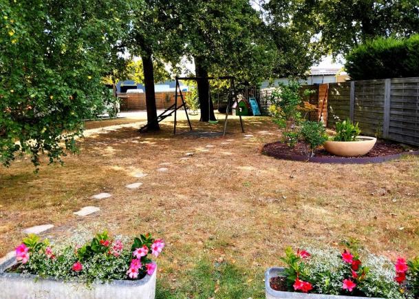 Maison de 180 m² avec piscine - Photo 9 - Eysines