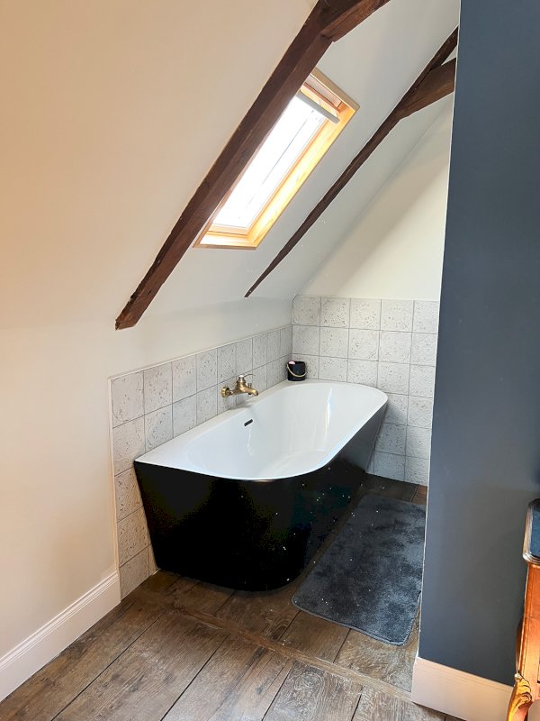 Maison Magnifiquement Rénovée au Cœur de Treignac - Photo 9 - Treignac